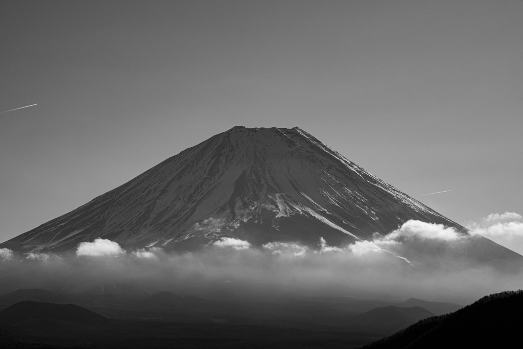 モノクロ富士
