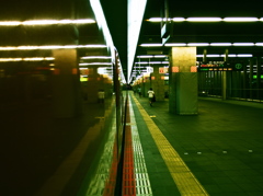 大阪駅00：34