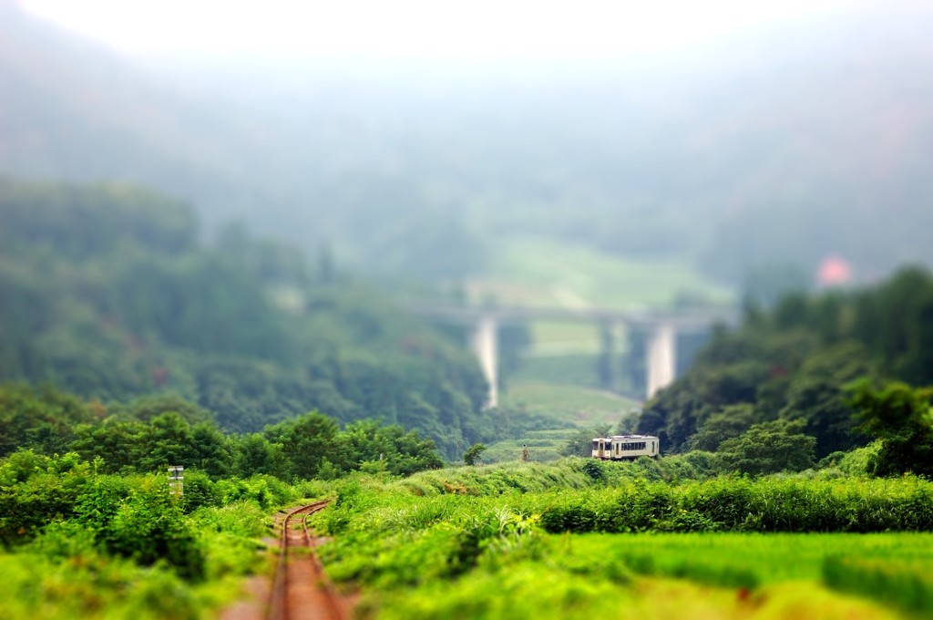 飯山線　夏の小景