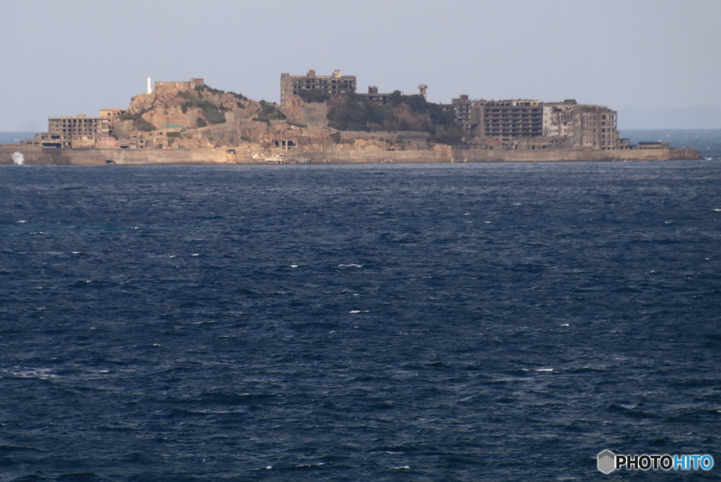 廃墟の島（端島。軍艦島）