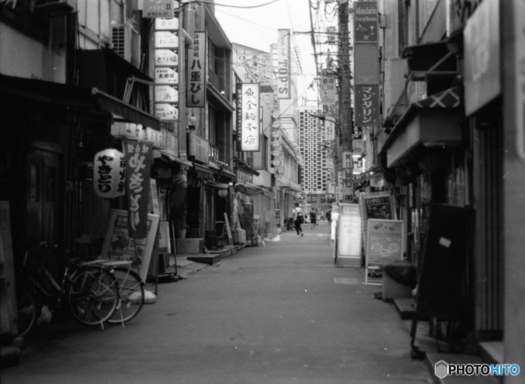 サラリーマンの町新橋01