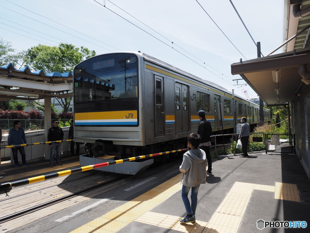 鶴見線　弁天橋駅の風景