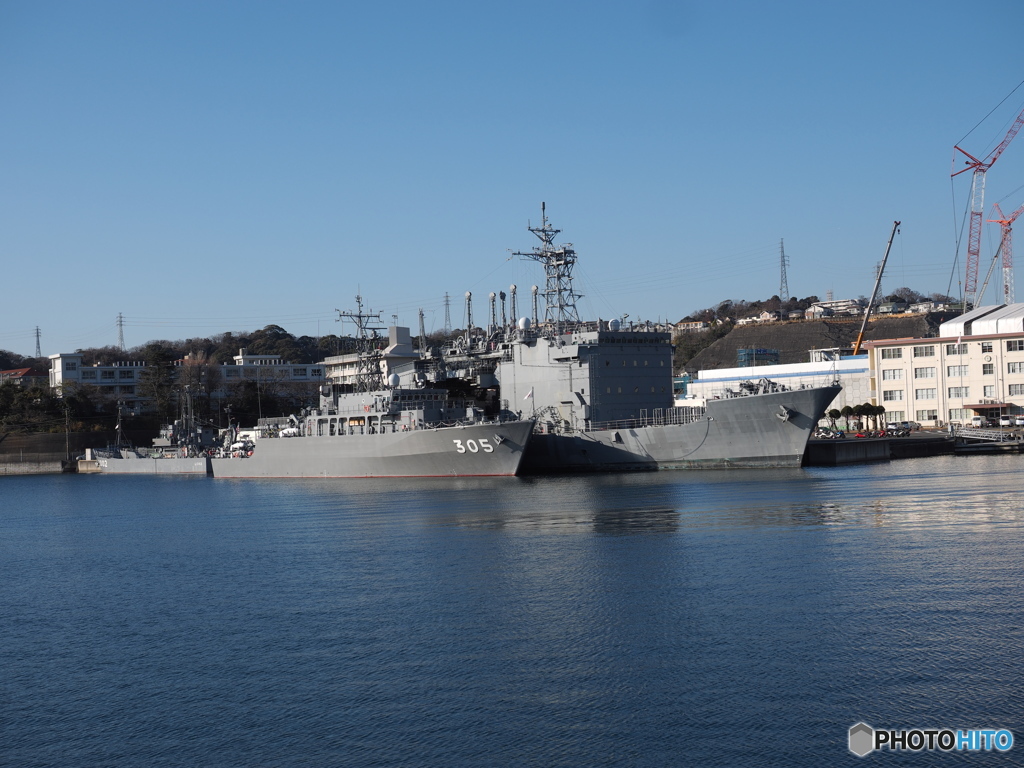 退役護衛艦　潜水艦救難母艦千代田