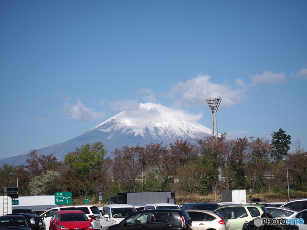 足柄SAよりのぞむ富士