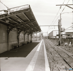 鶴見線扇町駅ホーム