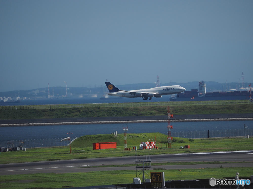 B747 8i
