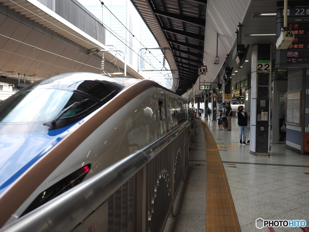 東京駅新幹線ホーム東北北陸