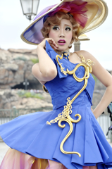 ファッショナブルイースター　ダンサーさん（アールヌーヴォー）