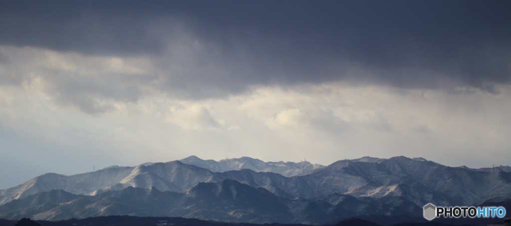 雪化粧の阿讃山脈　１