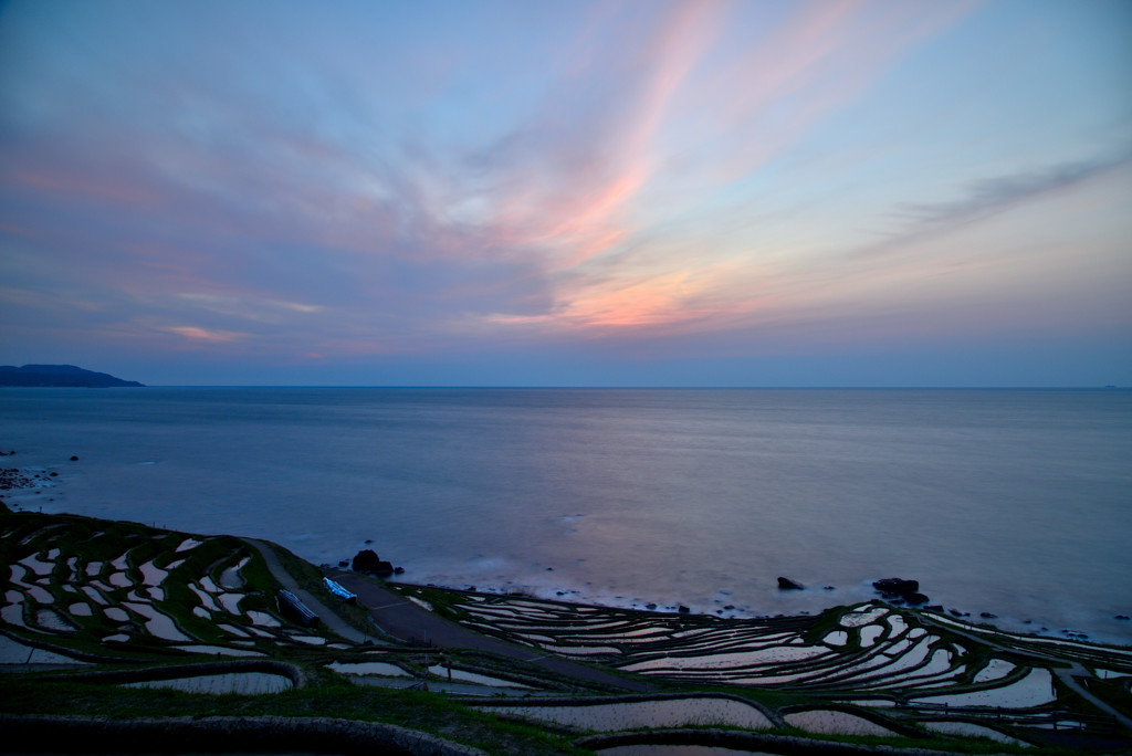 白米千枚田　夕景