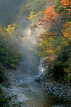 姥ヶ滝の秋景色