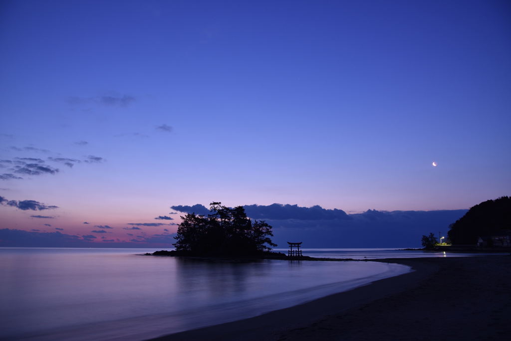 恋路海岸　夜明け前　海岸散策