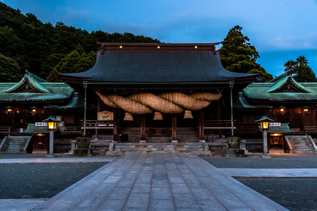 神社の黄昏