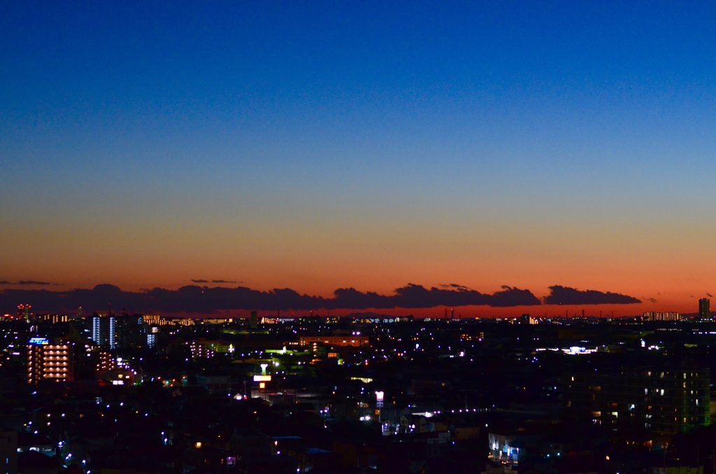 龍が目覚める夕暮れ
