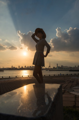 久保田和美　青海南埠頭の夕焼け