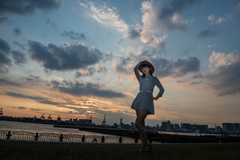 久保田和美　青海南埠頭の夕焼け