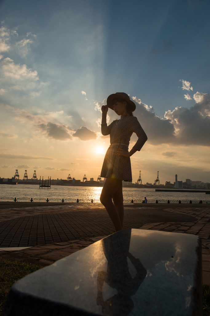 久保田和美　青海南埠頭の夕焼け