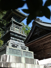 雨降山大山寺と宝篋印塔