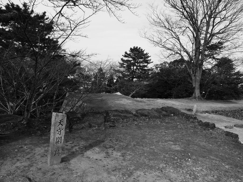 BW - 松坂城跡–冬