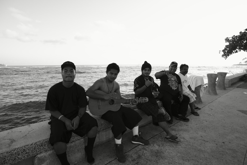 BW - Islander