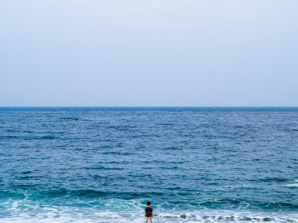 海よりも空よりも君の背中に詰まってるもののが大きいよ。