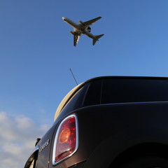 767上空通過