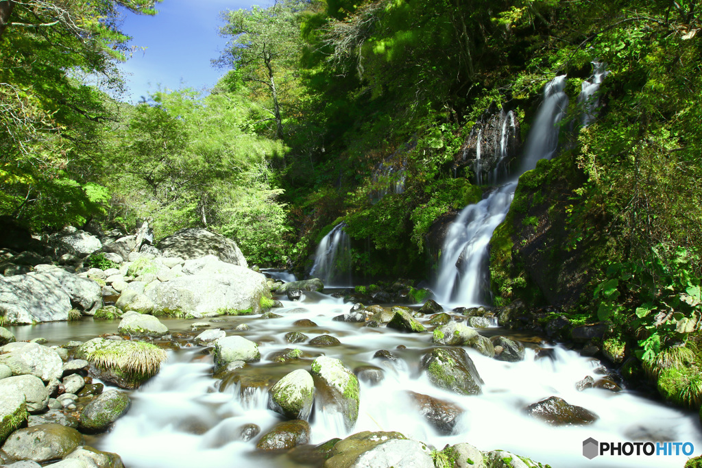 PH-0245_吐竜の滝