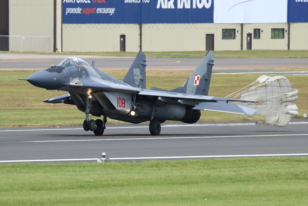 MIG29 ドラッグシュート