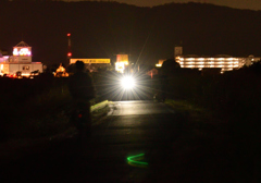 夜道の灯り