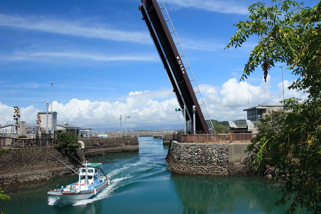移動する橋