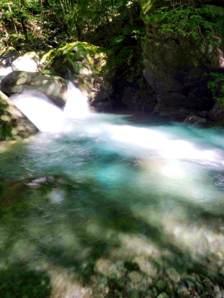流