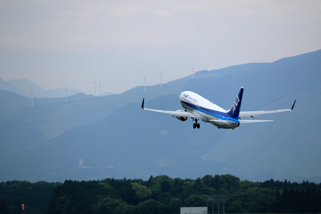 ANA BOEING 737-800 in KMJ 1