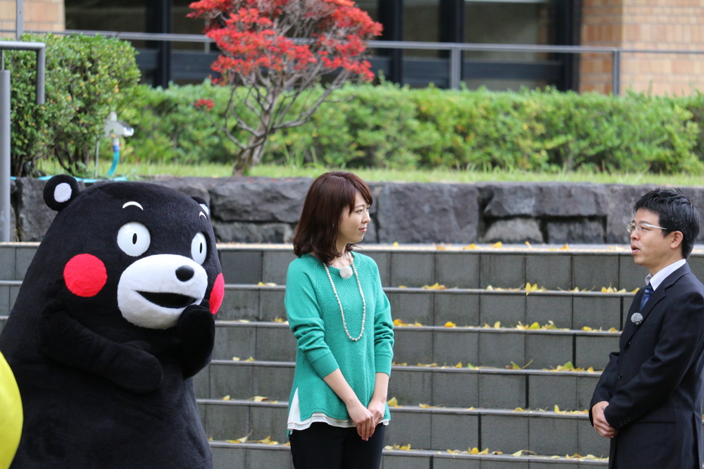 営業部長兼しあわせ部長は仕事中。 2