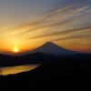 富士と夕日と芦ノ湖と、、