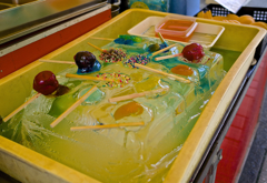 冷やしリンゴ飴