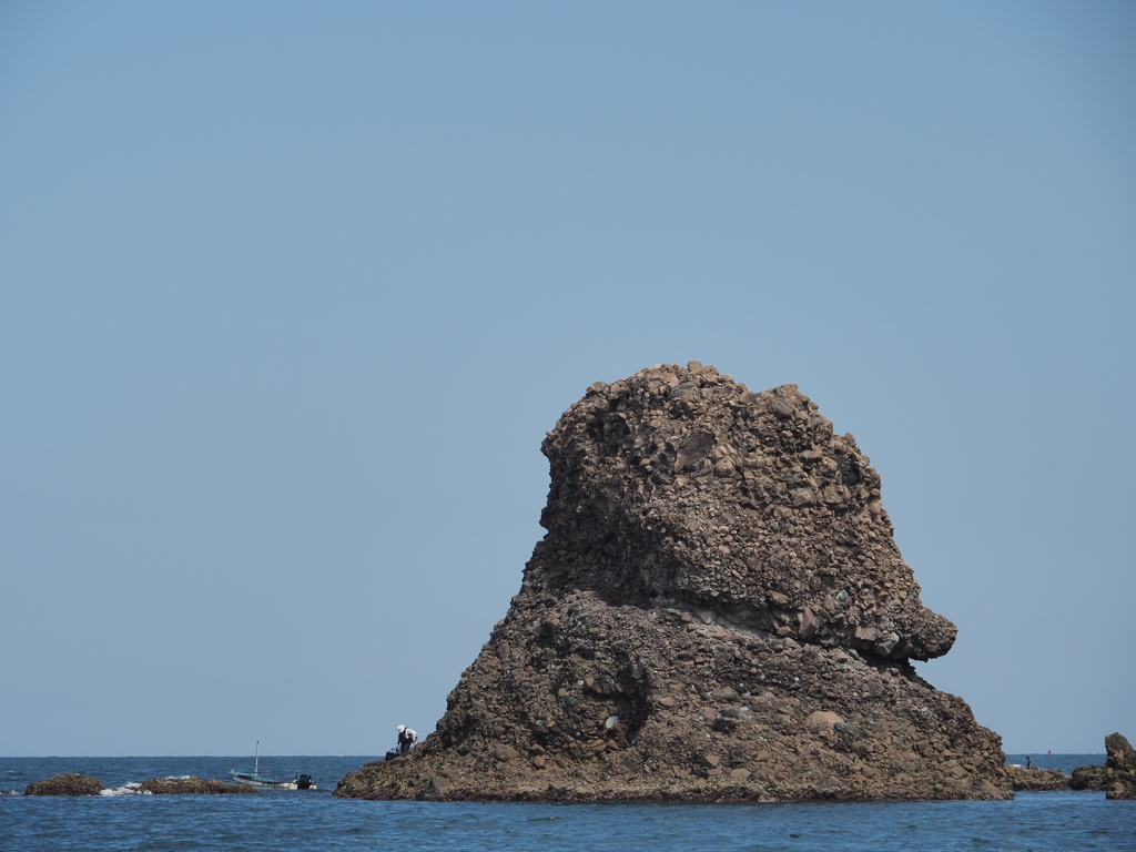 浦富海岸の釣り人