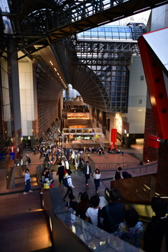 夜の京都駅