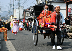 流しひな行列