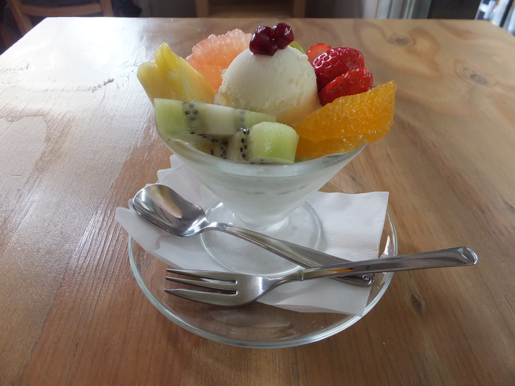 のら・パフェ１