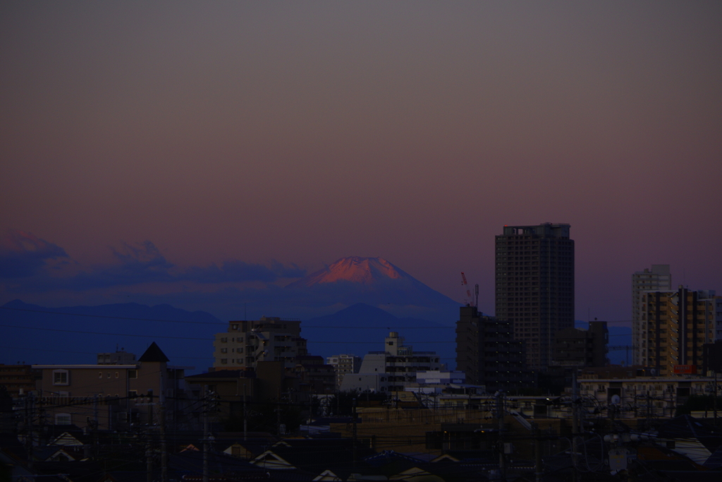 しずくpinkに染まる富士