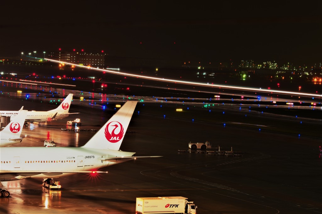 雨のAirport～光跡～