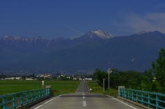 碧・初夏の常念岳　しずく・・・おひさまロードで愛を叫ぶ