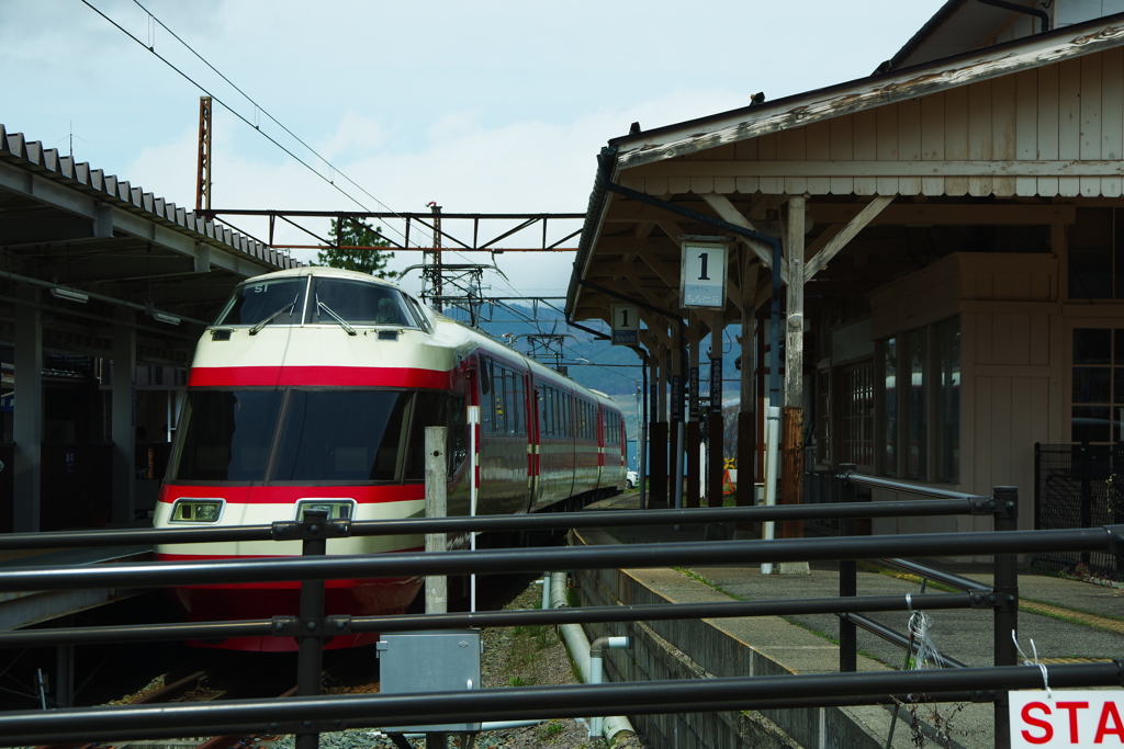 レトロな駅はお好き？