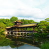 碧空を臨む橋殿・泰平閣