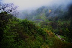 ふかい深い霧につつまれる秋～小川村～