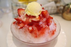 長野県産天然かき氷～strawberry～