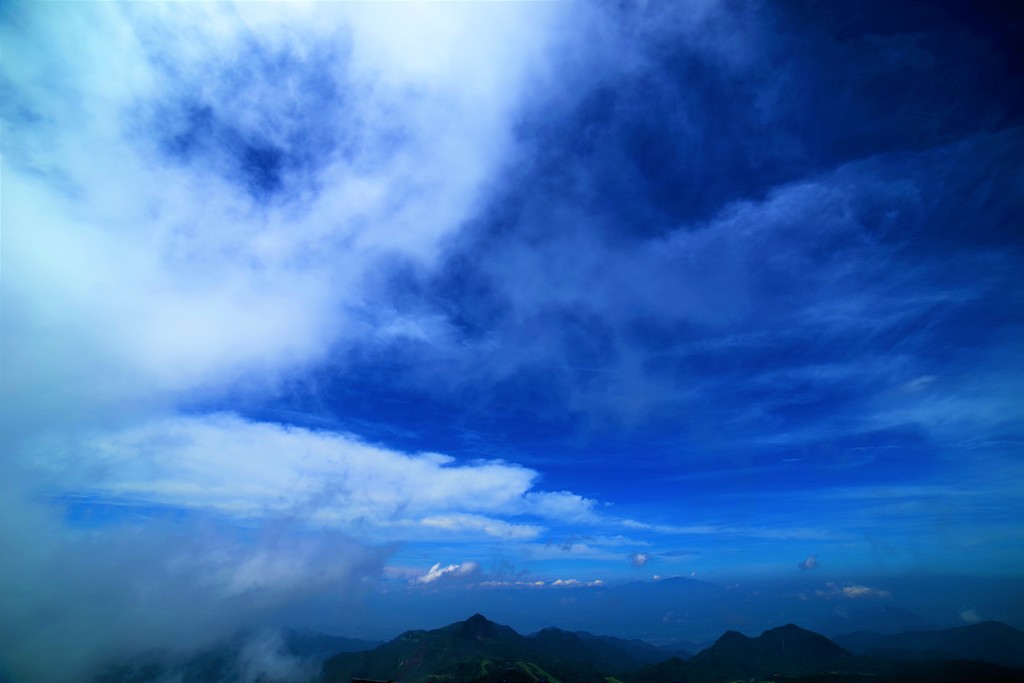 碧空は果てしなく続くよ♪。.:＊・゜
