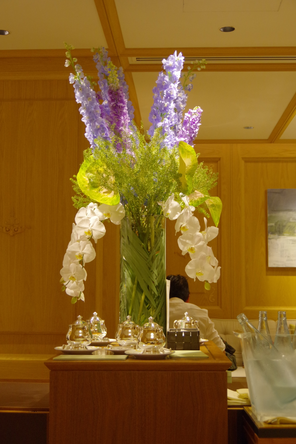 カフェ　キュイジーヌに飾られたお花