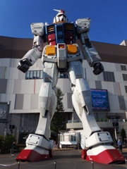 遠くを見つめて