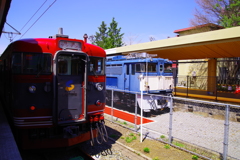 心もｳｷｳｷ～真っ赤なしなの鉄道♬*.+゜